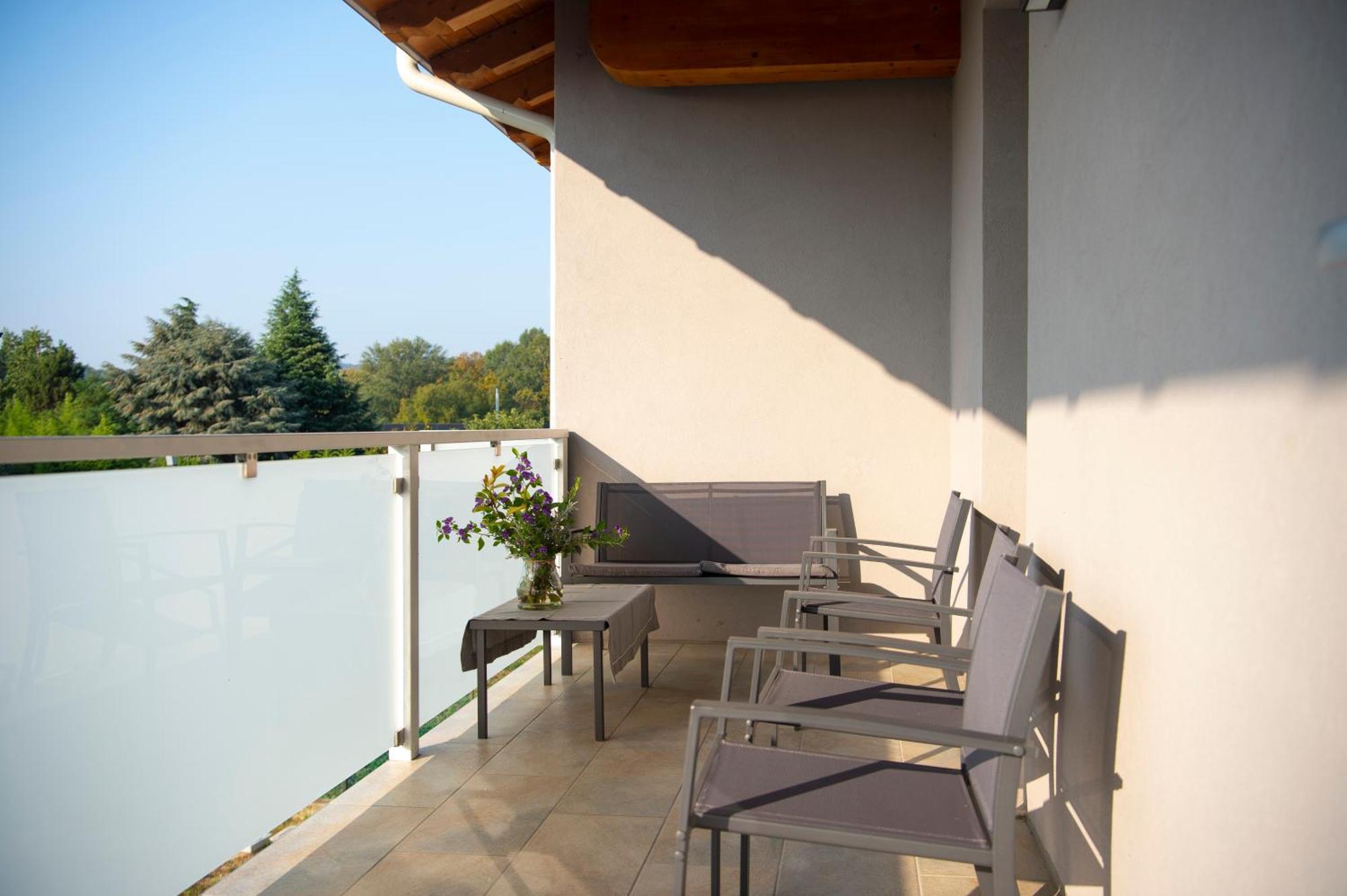 Bed and Breakfast Antica Dimora Dei Gelsi Manerba del Garda Exteriér fotografie