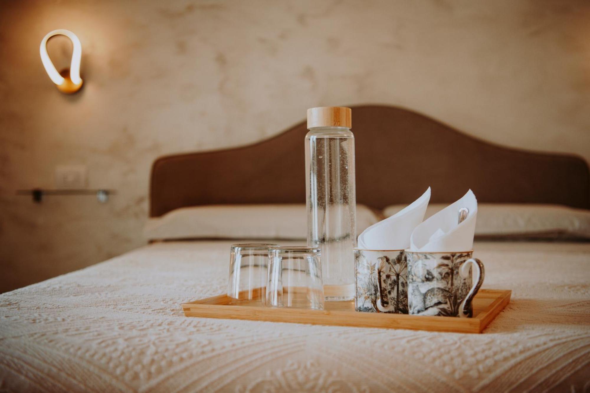 Bed and Breakfast Antica Dimora Dei Gelsi Manerba del Garda Exteriér fotografie